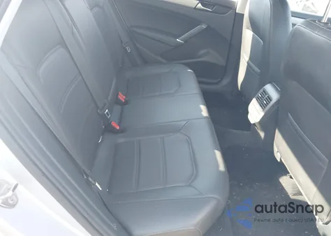 2020 Volkswagen Passat 2.0T Se z USA, uszkodzony, nr VIN 1VWSA7A34LC009064